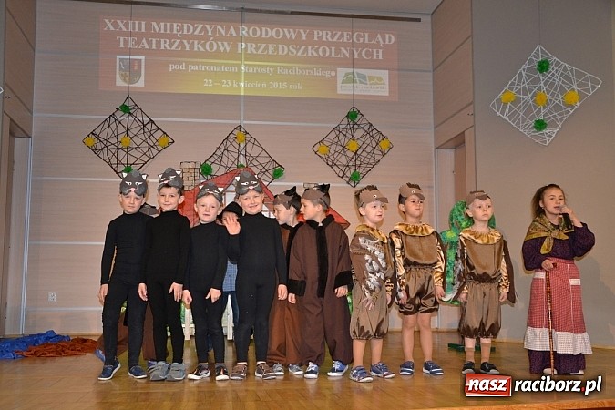 Zdjęcie w galerii na portalu naszraciborz.pl: XXIII Międzynarodowy Przegląd Teatrzyków Przedszkolnych w Tworkowie - FOTOREPORTAŻ wiadomości z regionu
