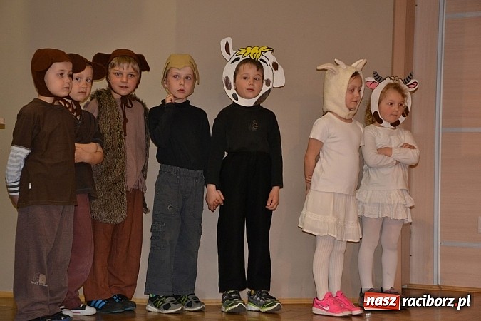 Zdjęcie w galerii na portalu naszraciborz.pl: XXIII Międzynarodowy Przegląd Teatrzyków Przedszkolnych w Tworkowie - FOTOREPORTAŻ wiadomości z regionu
