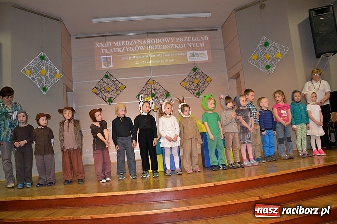 Zdjęcie w galerii na portalu naszraciborz.pl: XXIII Międzynarodowy Przegląd Teatrzyków Przedszkolnych w Tworkowie - FOTOREPORTAŻ wiadomości z regionu