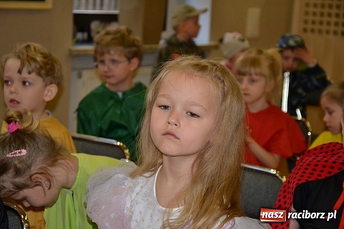 Zdjęcie w galerii na portalu naszraciborz.pl: XXIII Międzynarodowy Przegląd Teatrzyków Przedszkolnych w Tworkowie - FOTOREPORTAŻ wiadomości z regionu