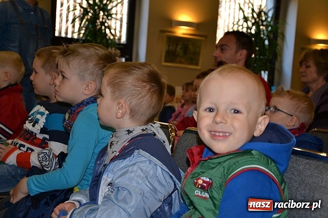 Zdjęcie w galerii na portalu naszraciborz.pl: XXIII Międzynarodowy Przegląd Teatrzyków Przedszkolnych w Tworkowie - FOTOREPORTAŻ wiadomości z regionu