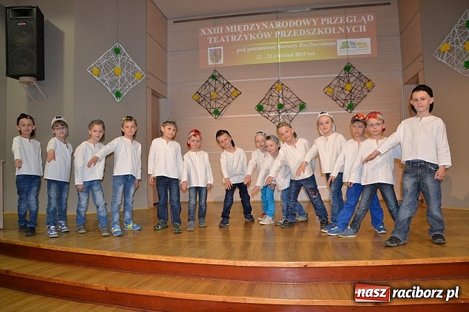 Zdjęcie w galerii na portalu naszraciborz.pl: XXIII Międzynarodowy Przegląd Teatrzyków Przedszkolnych w Tworkowie - FOTOREPORTAŻ wiadomości z regionu