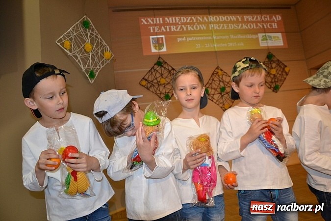 Zdjęcie w galerii na portalu naszraciborz.pl: XXIII Międzynarodowy Przegląd Teatrzyków Przedszkolnych w Tworkowie - FOTOREPORTAŻ wiadomości z regionu