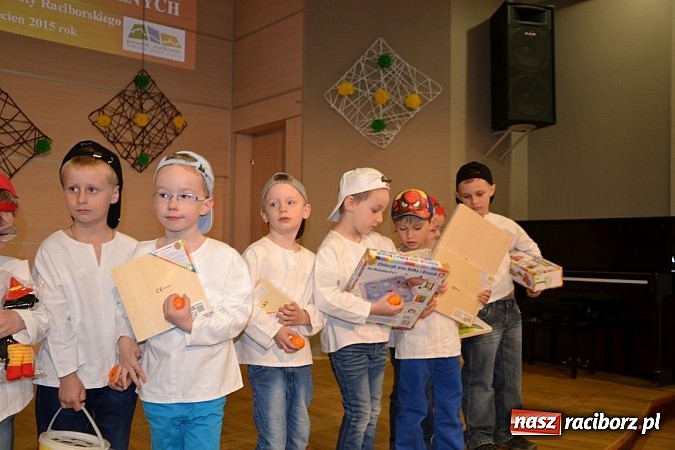 Zdjęcie w galerii na portalu naszraciborz.pl: XXIII Międzynarodowy Przegląd Teatrzyków Przedszkolnych w Tworkowie - FOTOREPORTAŻ wiadomości z regionu