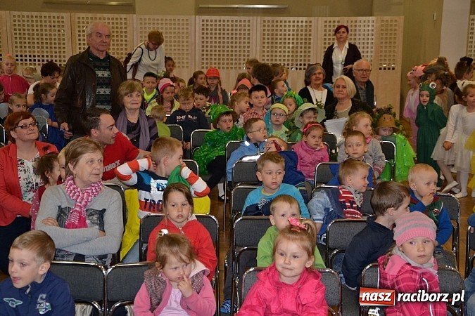 Zdjęcie w galerii na portalu naszraciborz.pl: XXIII Międzynarodowy Przegląd Teatrzyków Przedszkolnych w Tworkowie - FOTOREPORTAŻ wiadomości z regionu