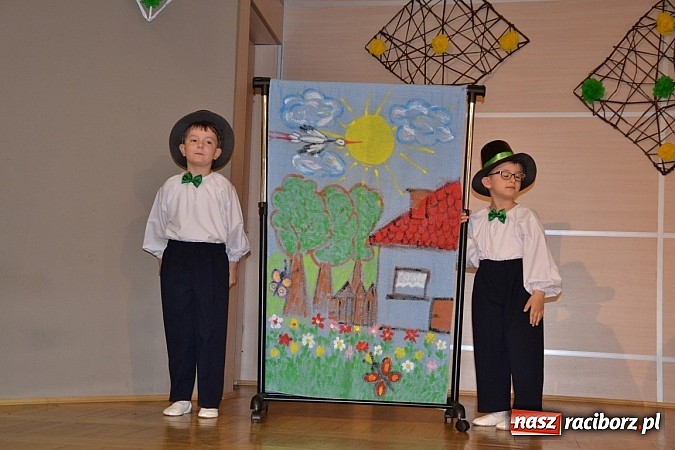 Zdjęcie w galerii na portalu naszraciborz.pl: XXIII Międzynarodowy Przegląd Teatrzyków Przedszkolnych w Tworkowie - FOTOREPORTAŻ wiadomości z regionu