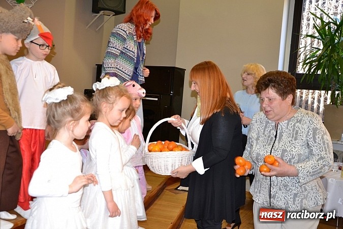 Zdjęcie w galerii na portalu naszraciborz.pl: XXIII Międzynarodowy Przegląd Teatrzyków Przedszkolnych w Tworkowie - FOTOREPORTAŻ wiadomości z regionu