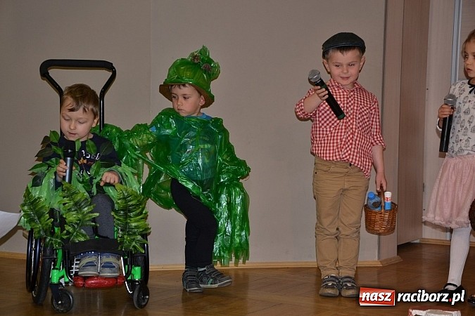 Zdjęcie w galerii na portalu naszraciborz.pl: XXIII Międzynarodowy Przegląd Teatrzyków Przedszkolnych w Tworkowie - FOTOREPORTAŻ wiadomości z regionu