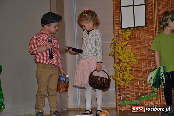 Zdjęcie w galerii na portalu naszraciborz.pl: XXIII Międzynarodowy Przegląd Teatrzyków Przedszkolnych w Tworkowie - FOTOREPORTAŻ wiadomości z regionu