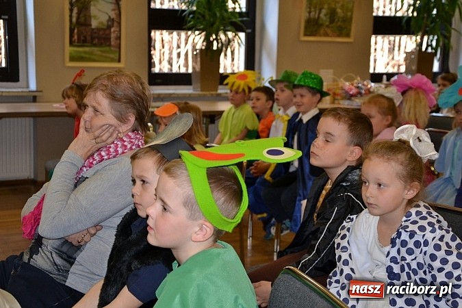 Zdjęcie w galerii na portalu naszraciborz.pl: XXIII Międzynarodowy Przegląd Teatrzyków Przedszkolnych w Tworkowie - FOTOREPORTAŻ wiadomości z regionu