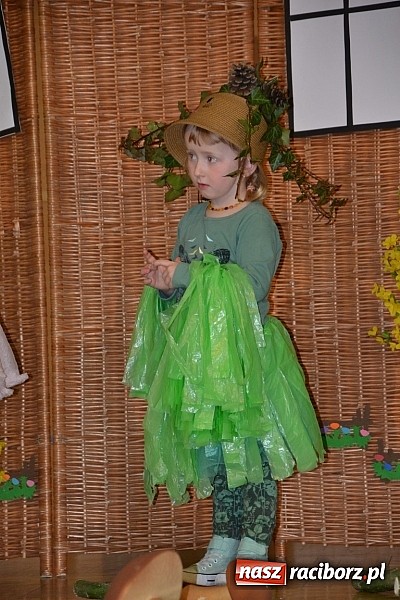 Zdjęcie w galerii na portalu naszraciborz.pl: XXIII Międzynarodowy Przegląd Teatrzyków Przedszkolnych w Tworkowie - FOTOREPORTAŻ wiadomości z regionu