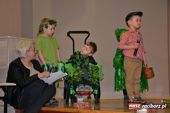 Zdjęcie w galerii na portalu naszraciborz.pl: XXIII Międzynarodowy Przegląd Teatrzyków Przedszkolnych w Tworkowie - FOTOREPORTAŻ wiadomości z regionu