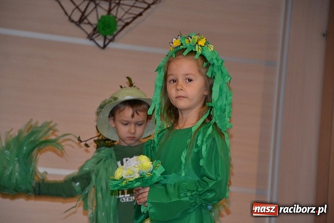 Zdjęcie w galerii na portalu naszraciborz.pl: XXIII Międzynarodowy Przegląd Teatrzyków Przedszkolnych w Tworkowie - FOTOREPORTAŻ wiadomości z regionu