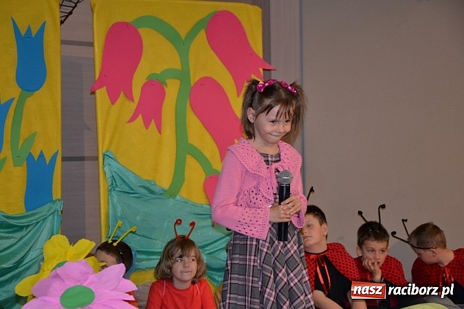 Zdjęcie w galerii na portalu naszraciborz.pl: XXIII Międzynarodowy Przegląd Teatrzyków Przedszkolnych w Tworkowie - FOTOREPORTAŻ wiadomości z regionu