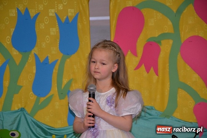 Zdjęcie w galerii na portalu naszraciborz.pl: XXIII Międzynarodowy Przegląd Teatrzyków Przedszkolnych w Tworkowie - FOTOREPORTAŻ wiadomości z regionu