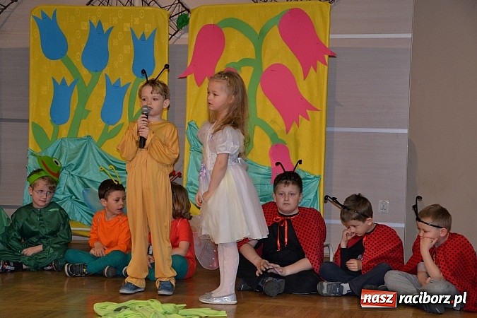 Zdjęcie w galerii na portalu naszraciborz.pl: XXIII Międzynarodowy Przegląd Teatrzyków Przedszkolnych w Tworkowie - FOTOREPORTAŻ wiadomości z regionu