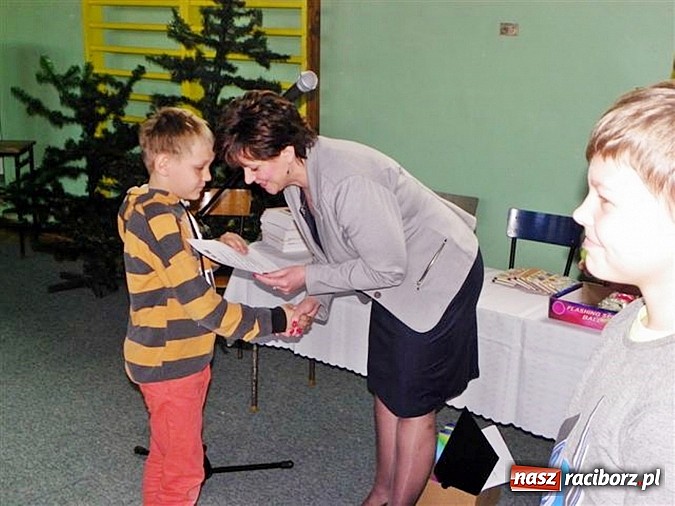 Zdjęcie w galerii na portalu naszraciborz.pl: O wesołym Maćku, co słodycze wcina – czyli wiersze znane i nieznane w szkole w Rudach  wiadomości z regionu