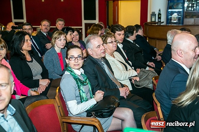 Zdjęcie w galerii na portalu naszraciborz.pl: Fundusz rozdał Zielone Czeki 2015 wiadomości z regionu