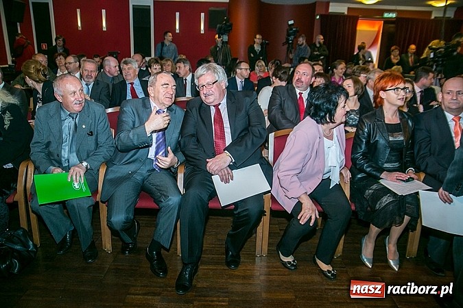 Zdjęcie w galerii na portalu naszraciborz.pl: Fundusz rozdał Zielone Czeki 2015 wiadomości z regionu