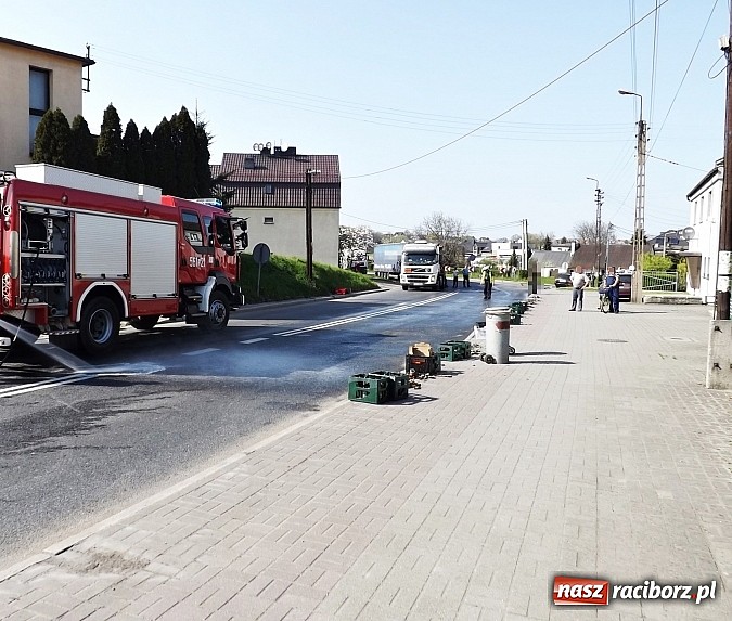 Zdjęcie w galerii na portalu naszraciborz.pl: Piwo popłynęło ulicą Kozielską! wiadomości z regionu