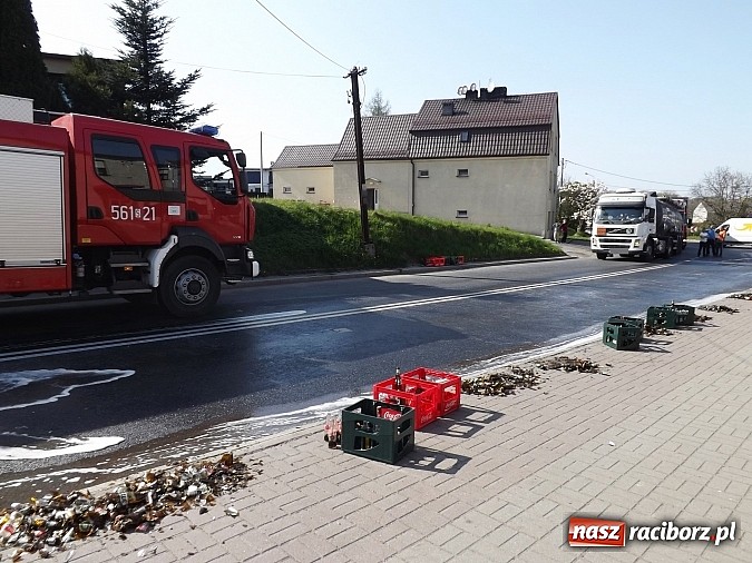 Zdjęcie w galerii na portalu naszraciborz.pl: Piwo popłynęło ulicą Kozielską! wiadomości z regionu