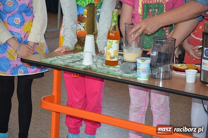 Zdjęcie w galerii na portalu naszraciborz.pl: Z energią zmieńmy źródła - Dzień Ziemi w SP4  wiadomości z regionu