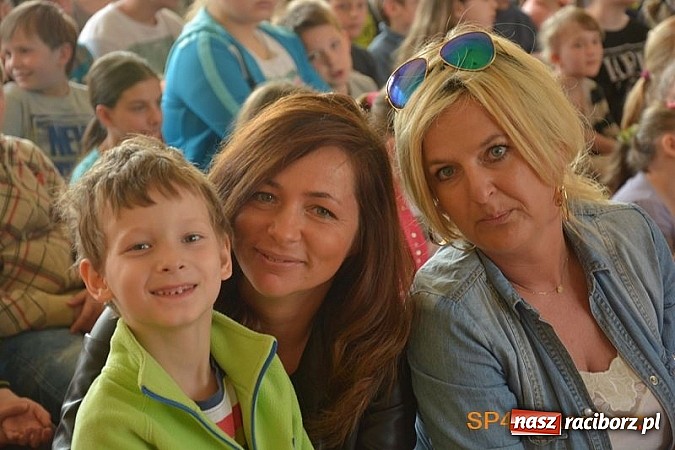 Zdjęcie w galerii na portalu naszraciborz.pl: Z energią zmieńmy źródła - Dzień Ziemi w SP4  wiadomości z regionu