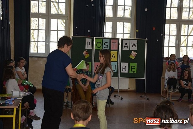 Zdjęcie w galerii na portalu naszraciborz.pl: Z energią zmieńmy źródła - Dzień Ziemi w SP4  wiadomości z regionu