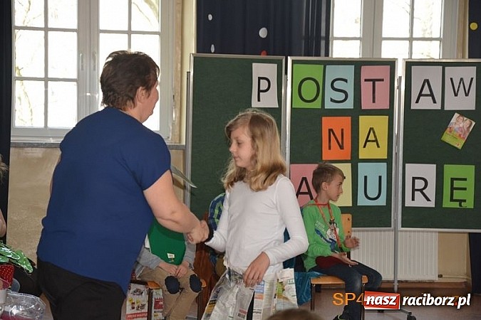 Zdjęcie w galerii na portalu naszraciborz.pl: Z energią zmieńmy źródła - Dzień Ziemi w SP4  wiadomości z regionu