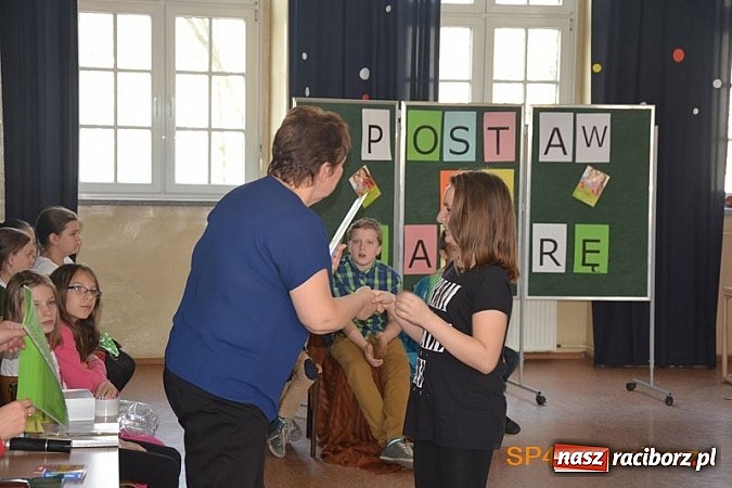 Zdjęcie w galerii na portalu naszraciborz.pl: Z energią zmieńmy źródła - Dzień Ziemi w SP4  wiadomości z regionu