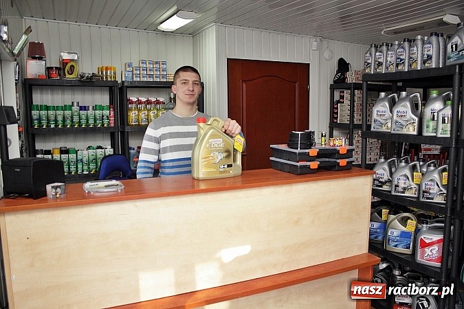 Zdjęcie w galerii na portalu naszraciborz.pl: Promocja w WWW Parts - Mobil 10W40 4 l - 59,99 zł wiadomości z regionu