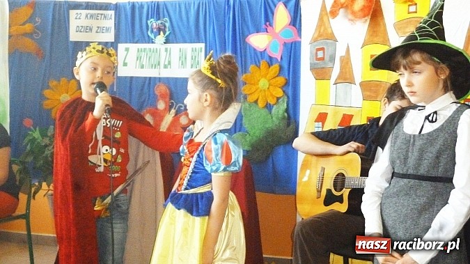 Zdjęcie w galerii na portalu naszraciborz.pl: Ekologia i ekoludki z Kuźni Raciborskiej wiadomości z regionu