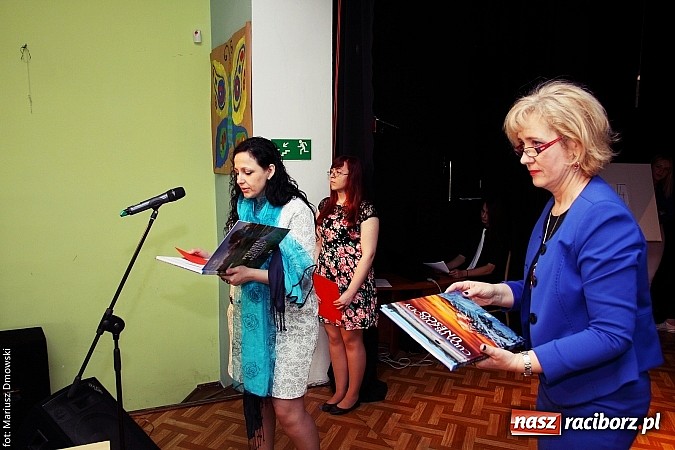 Zdjęcie w galerii na portalu naszraciborz.pl: Maturzyści z ZSZ zakończyli rok szkolny w MDK wiadomości z regionu