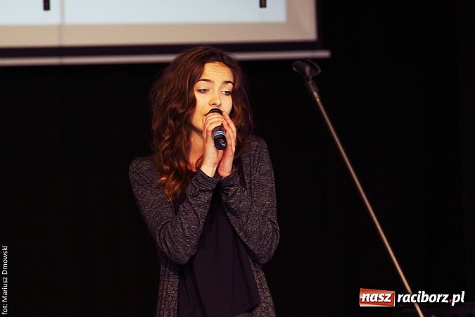 Zdjęcie w galerii na portalu naszraciborz.pl: Maturzyści z ZSZ zakończyli rok szkolny w MDK wiadomości z regionu