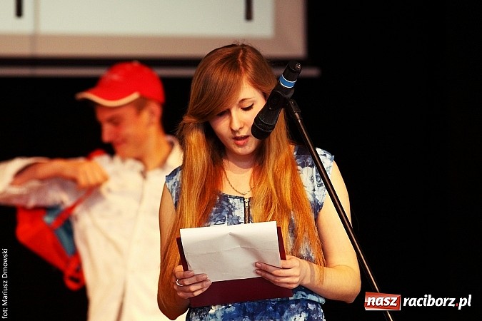 Zdjęcie w galerii na portalu naszraciborz.pl: Maturzyści z ZSZ zakończyli rok szkolny w MDK wiadomości z regionu