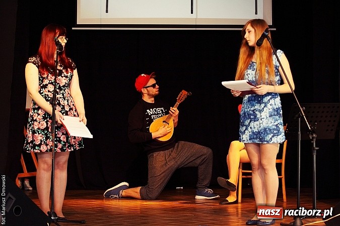 Zdjęcie w galerii na portalu naszraciborz.pl: Maturzyści z ZSZ zakończyli rok szkolny w MDK wiadomości z regionu