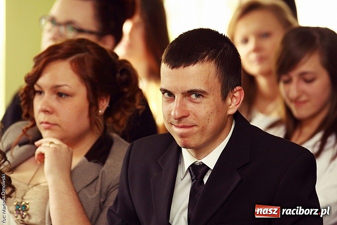 Zdjęcie w galerii na portalu naszraciborz.pl: Maturzyści z ZSZ zakończyli rok szkolny w MDK wiadomości z regionu