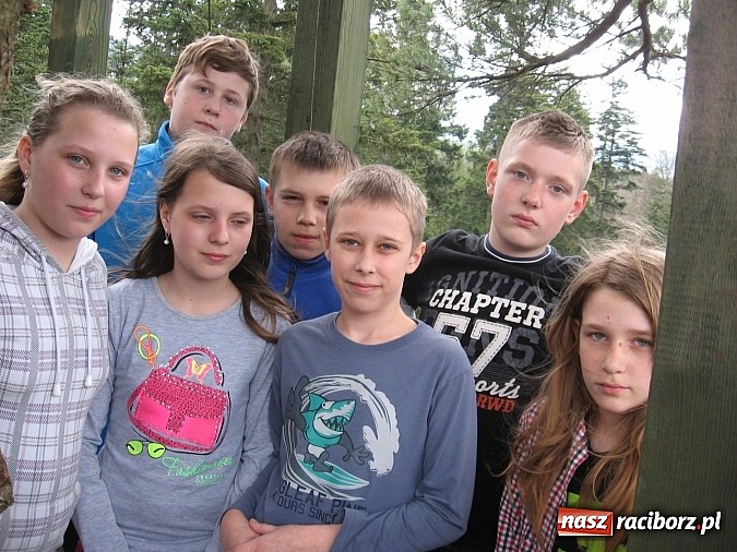Zdjęcie w galerii na portalu naszraciborz.pl: Uczniowie z Nędzy z misją - przyroda w Babiogórskim Parku Narodowym  wiadomości z regionu