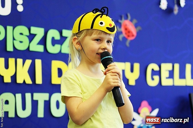 Zdjęcie w galerii na portalu naszraciborz.pl: W Krzanowicach przedszkolaki recytowały wiersze wiadomości z regionu