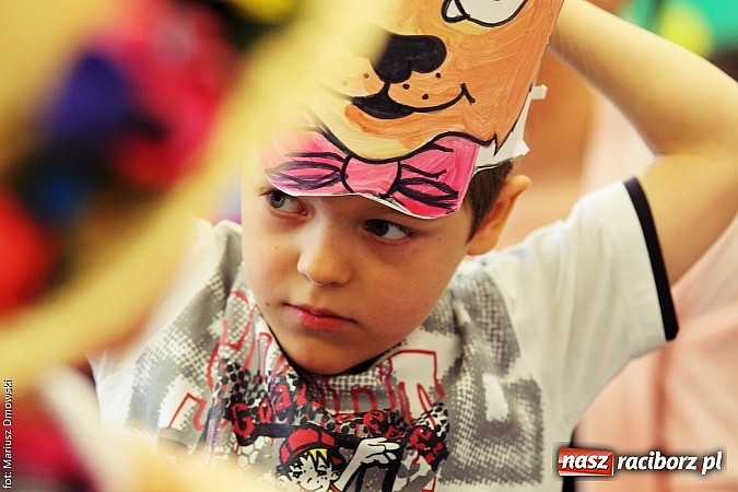 Zdjęcie w galerii na portalu naszraciborz.pl: W Krzanowicach przedszkolaki recytowały wiersze wiadomości z regionu