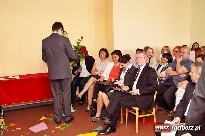 Zdjęcie w galerii na portalu naszraciborz.pl: Z Budowlanki odszedł wyjątkowy rocznik wiadomości z regionu