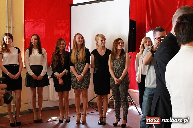 Zdjęcie w galerii na portalu naszraciborz.pl: Z Budowlanki odszedł wyjątkowy rocznik wiadomości z regionu