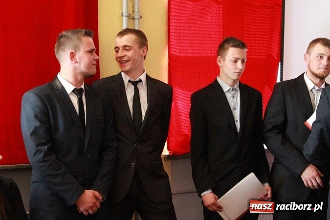 Zdjęcie w galerii na portalu naszraciborz.pl: Z Budowlanki odszedł wyjątkowy rocznik wiadomości z regionu