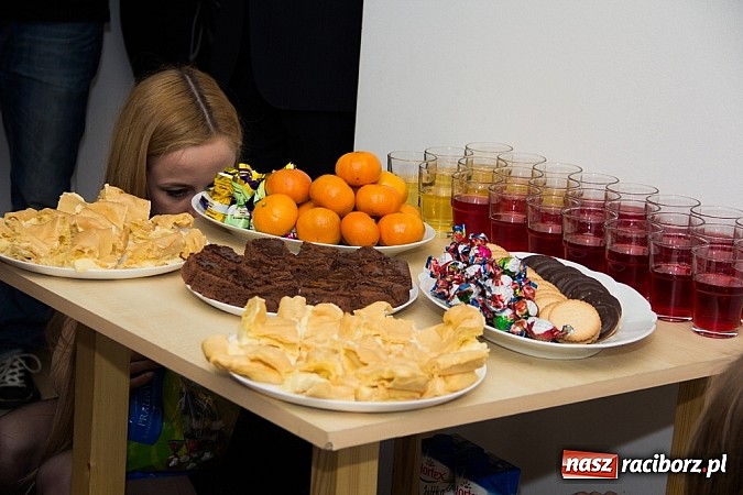 Zdjęcie w galerii na portalu naszraciborz.pl: Żywioły Natury w Galerii Czarny Kot wiadomości z regionu