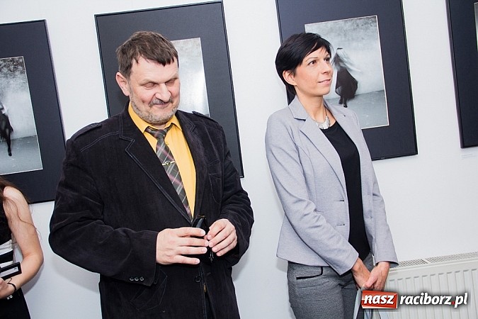 Zdjęcie w galerii na portalu naszraciborz.pl: Żywioły Natury w Galerii Czarny Kot wiadomości z regionu