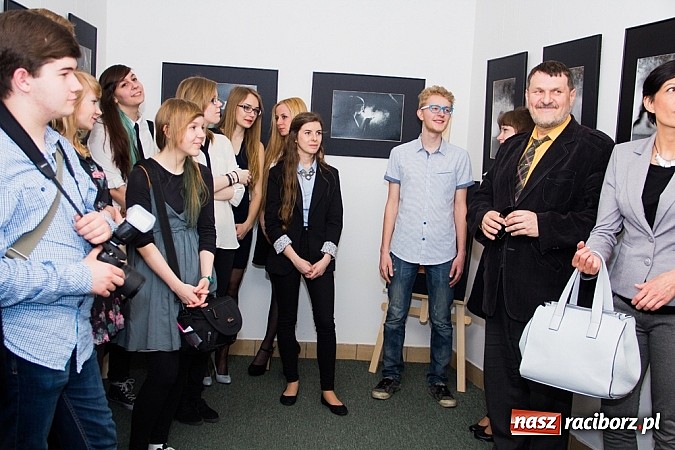 Zdjęcie w galerii na portalu naszraciborz.pl: Żywioły Natury w Galerii Czarny Kot wiadomości z regionu