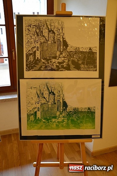 Zdjęcie w galerii na portalu naszraciborz.pl: Grafiki członk&oacute;w Koła Naukowego GRAFIT - na zamku otwarto nową wystawę wiadomości z regionu