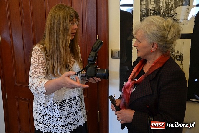 Zdjęcie w galerii na portalu naszraciborz.pl: Grafiki członk&oacute;w Koła Naukowego GRAFIT - na zamku otwarto nową wystawę wiadomości z regionu