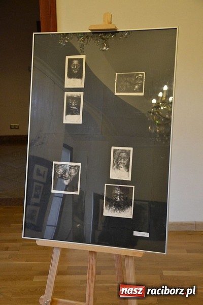 Zdjęcie w galerii na portalu naszraciborz.pl: Grafiki członk&oacute;w Koła Naukowego GRAFIT - na zamku otwarto nową wystawę wiadomości z regionu