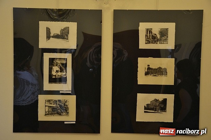 Zdjęcie w galerii na portalu naszraciborz.pl: Grafiki członk&oacute;w Koła Naukowego GRAFIT - na zamku otwarto nową wystawę wiadomości z regionu